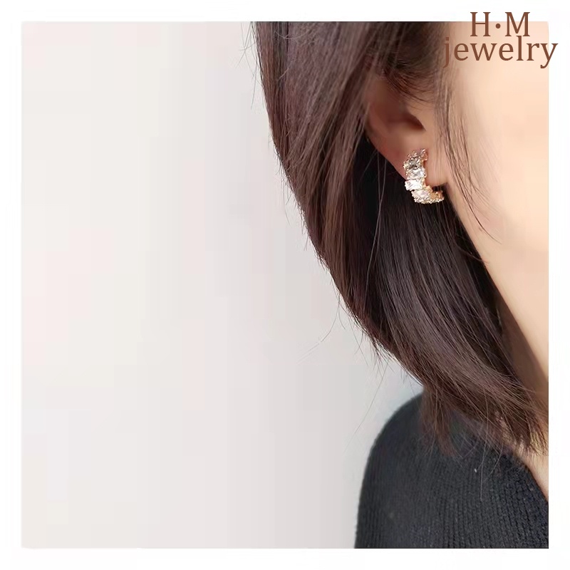 Anting Tusuk Asimetris Bahan Sterling Silver 925 Desain Lukisan Minyak Gaya Perancis Untuk Wanita