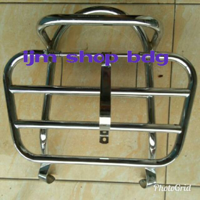 Front rack vespa lx