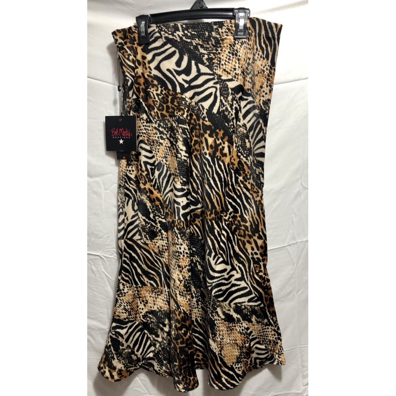 Rok Macan A line cut bahan satin halus M- XL