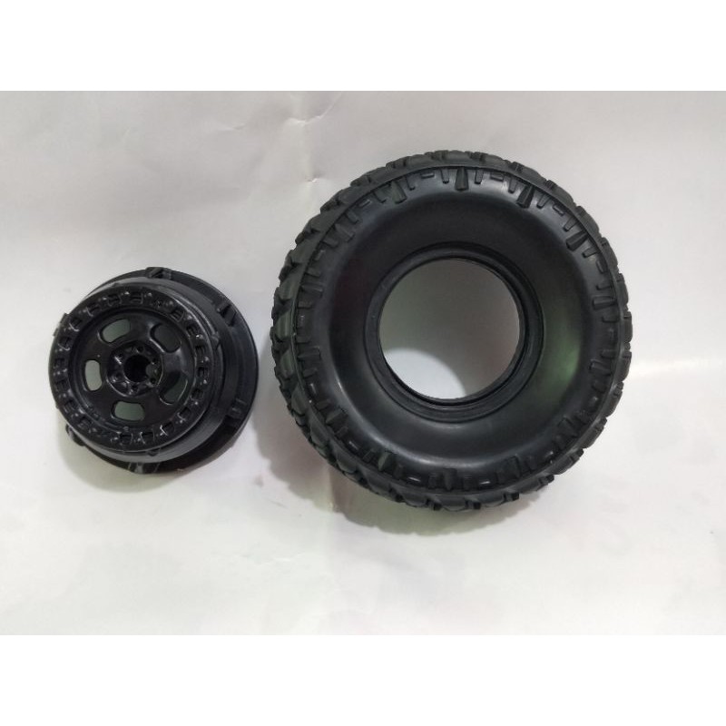 1 set Pelek dan Ban Karet Roda untuk Mobil Remote Control RC Rock Crawler 1:20 Spare Part RC