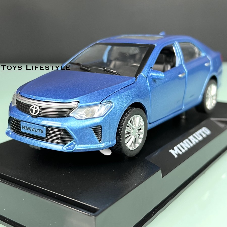 Mobil MiniAuto Diecast - Toyota Camry Skala 1:32