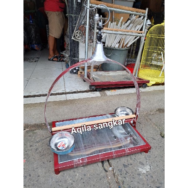 Tangkringan Burung Nuri Palek Gantung