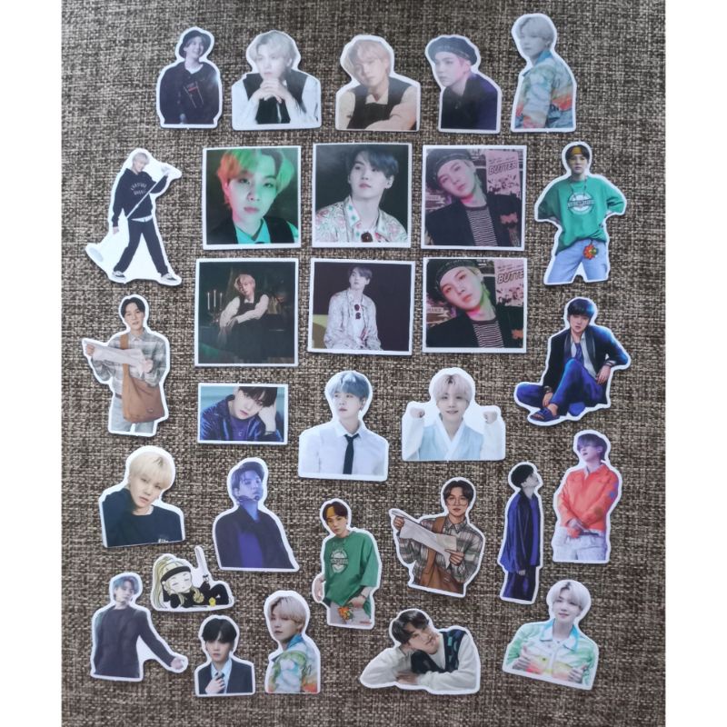 

30 PCS STIKER BTS SUGA UNOFFICIAL ( NO WATERPROOF )