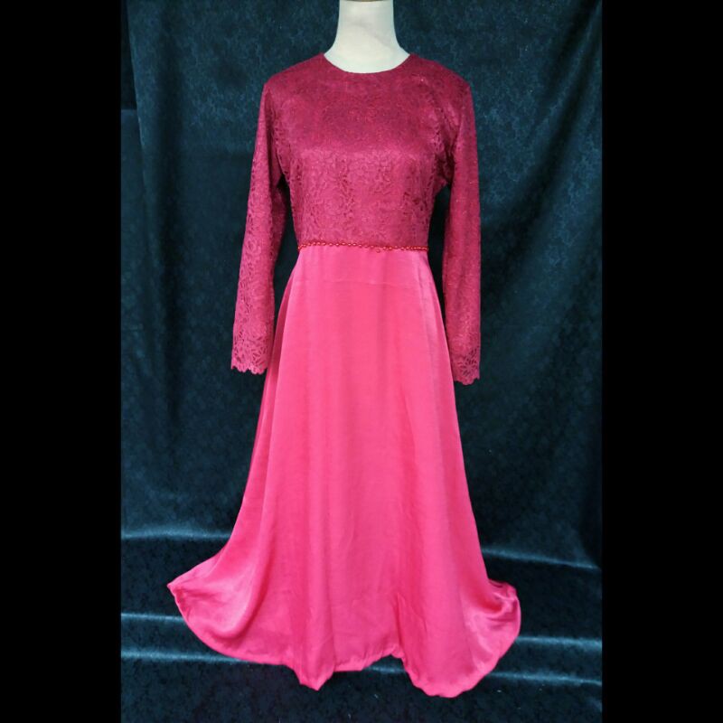 dress maroon brukat satin gamis merah tua brokat