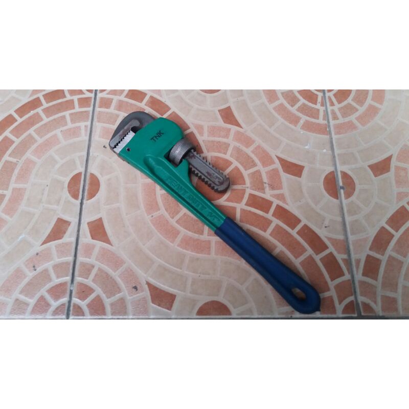 Kunci pipa14"