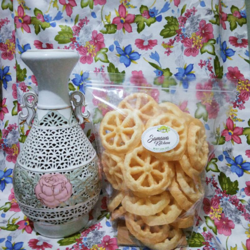 

KEMBANG GOYANG 300 GRAM