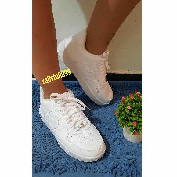 sepatu putih nike polos cewek cowok