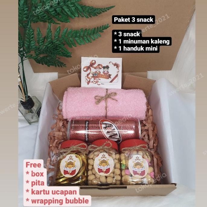 

Kado Box Gift Hampers Paket 3 Snack Hari Raya Imlek Lebaran Natal