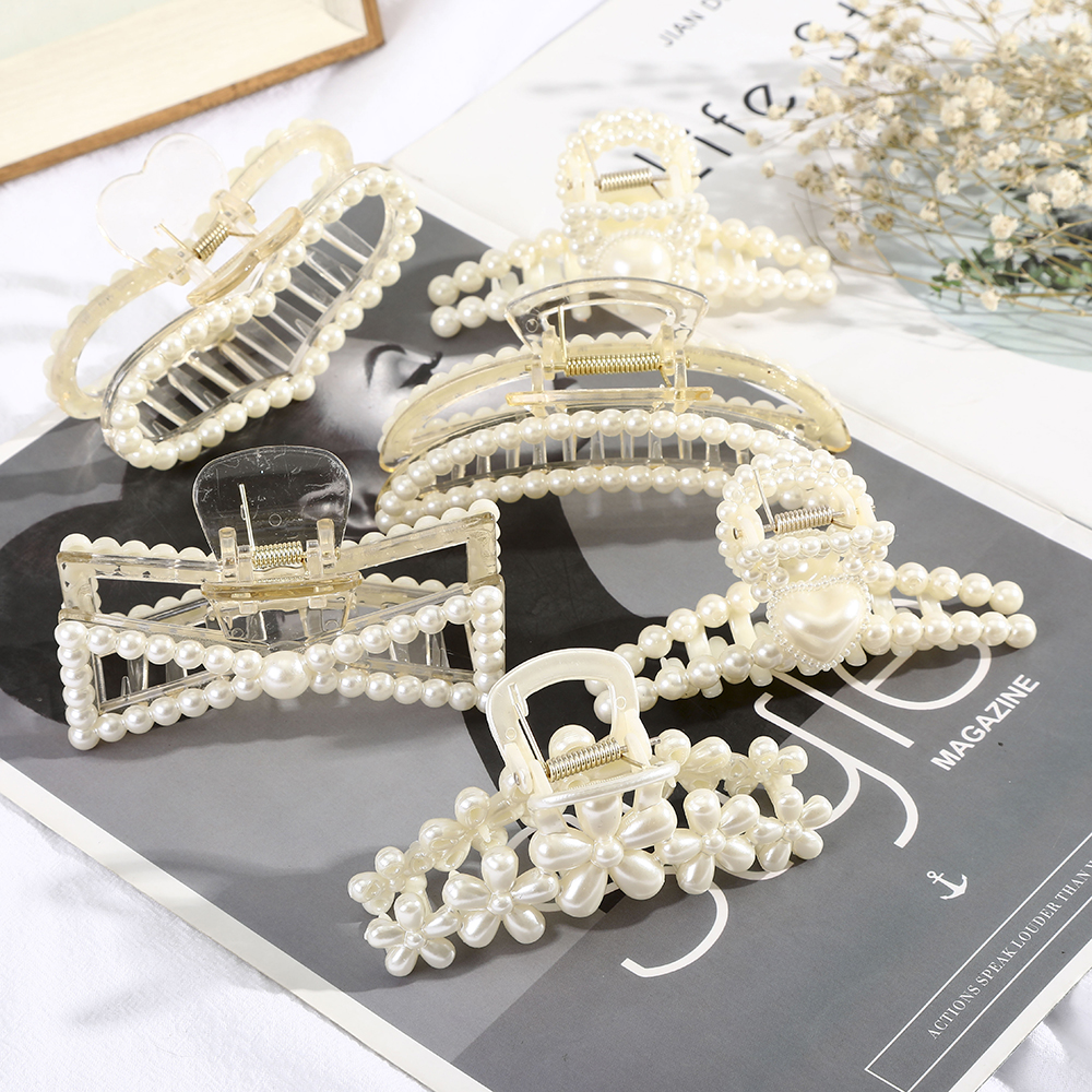 Korean Pearl Geometric Plastic Hair Claw Clip Fashion Hair Clamps Elegant Hairpin Women Hair Accessories