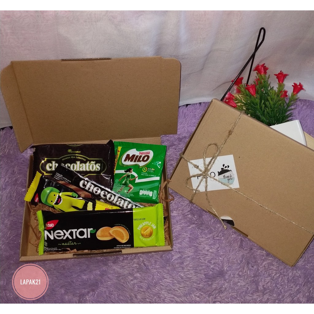 

Snack Box/ Gift Box / Hampers Box kado ultah, wisuda