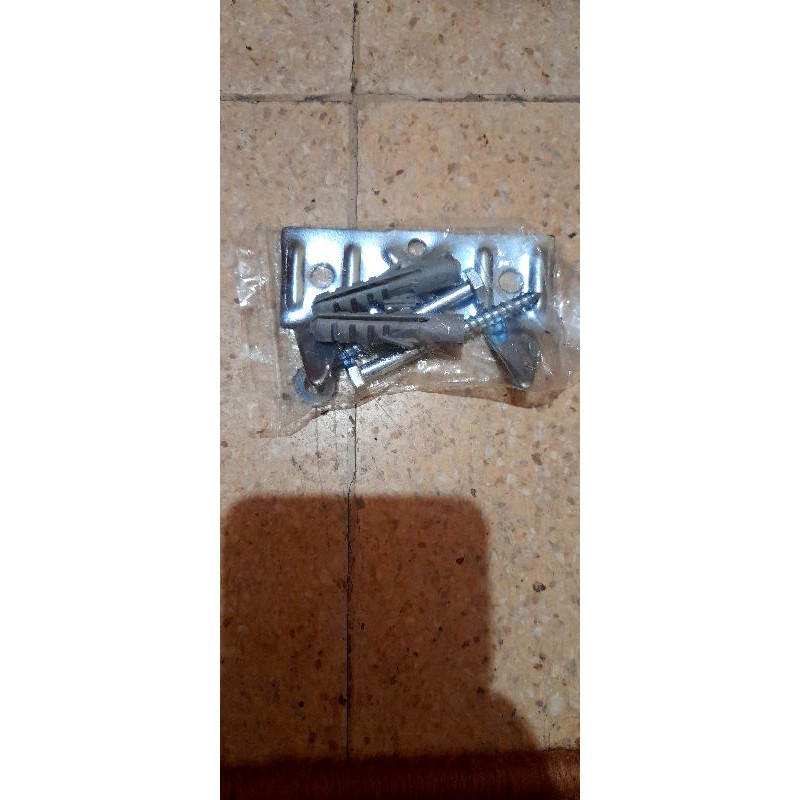 BRACKET WATER HEATER ARISTON / BARCKET WATER HEATER ARISTON