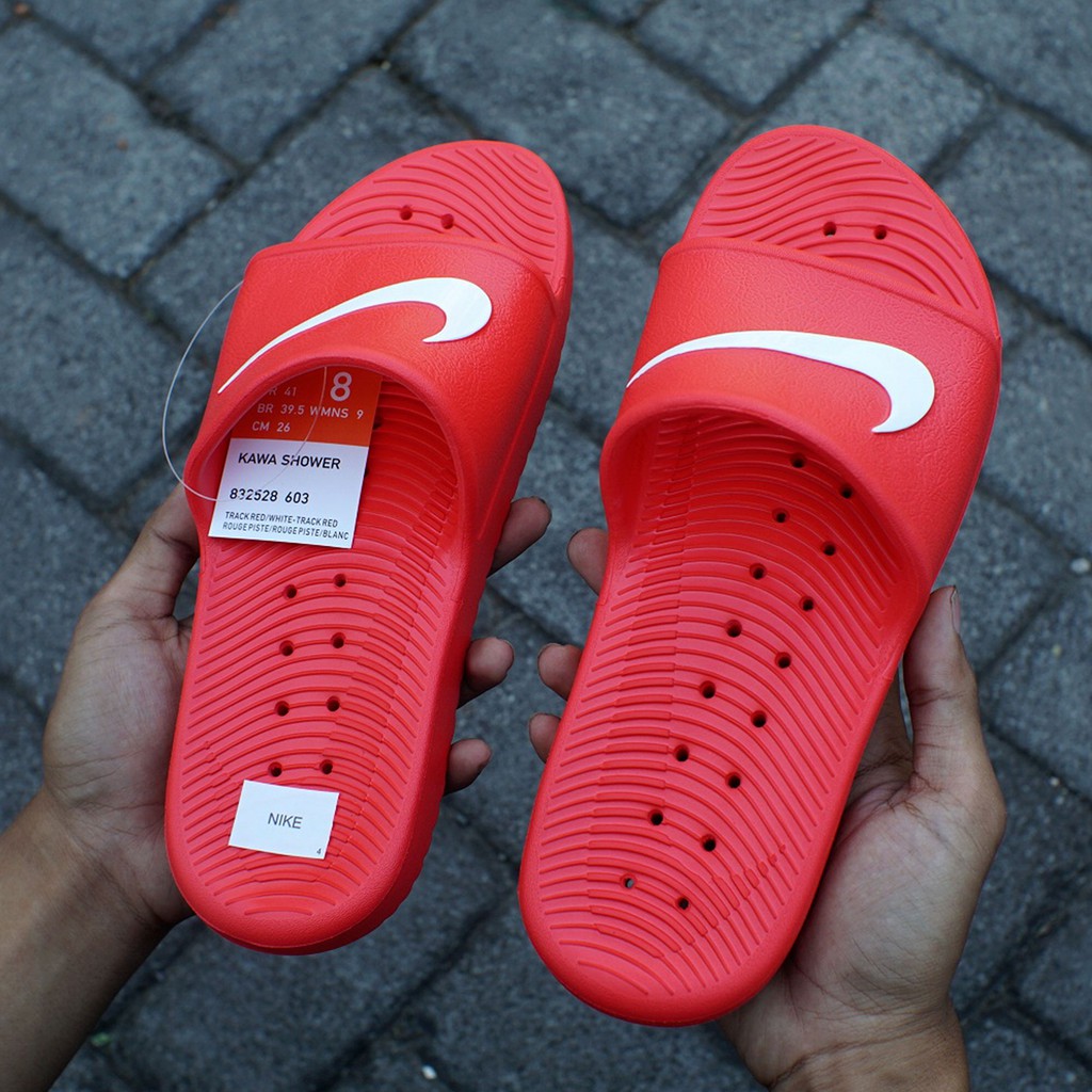 red nike kawa slides