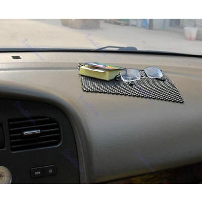 KARPET 20X20 CM Taplak Anti Slip Mat Licin Tatakan Dashboard Mobil Car Aksesoris Mobil Termurah