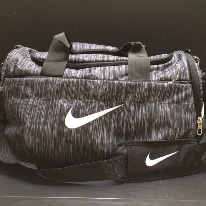Travel Bag / Duffle Bag/ Tas Olahraga/ Tas Nike