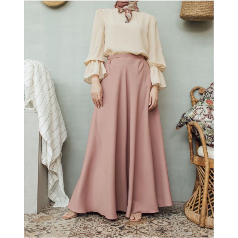 Gianna Skirt Wearing Klamby