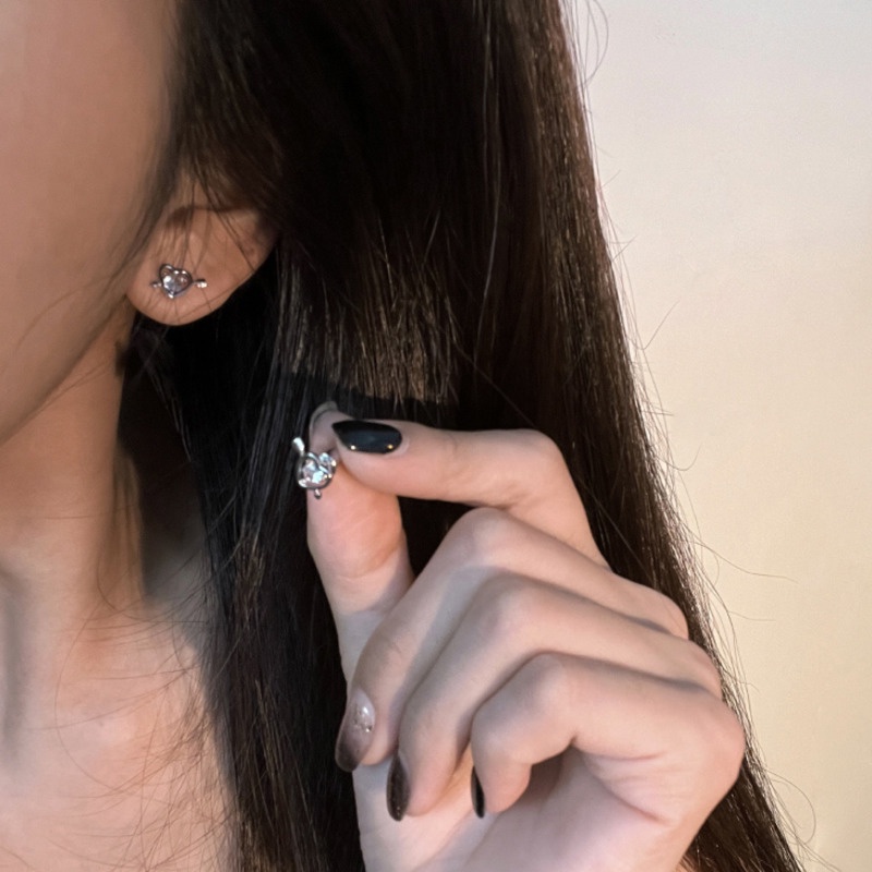 Anting Tusuk Bentuk Hati Kecil Simple Untuk Wanita