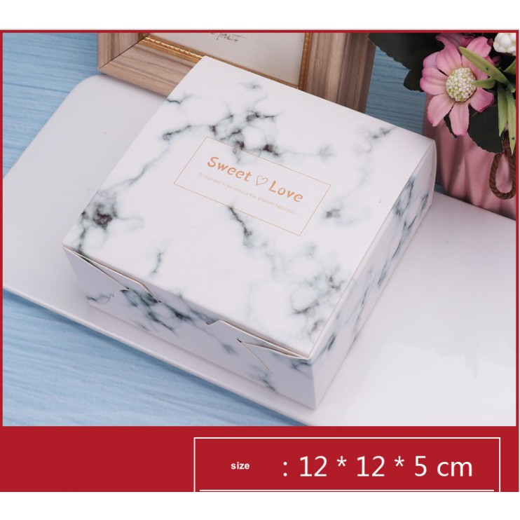 

12 KOTAK PERSEGI MARBLE KOTAK MARMER BOX SOUVENIR PUTIH KOTAK HADIAH KOTAK KADO KOTAK KUE