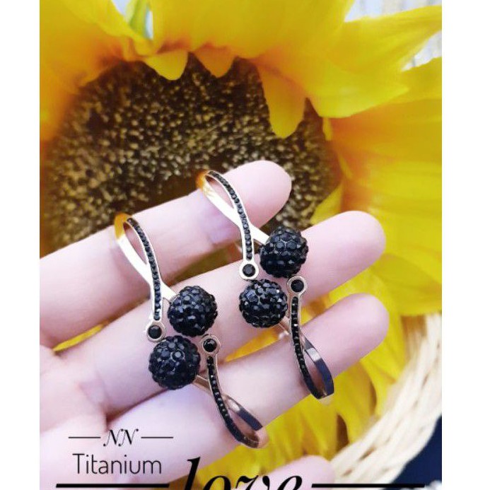 Titanium Gelang Bola Hitam cantik 1243d