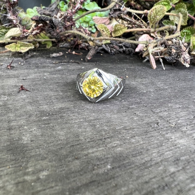 Cincin Batu Permata Yakut Kuning Ring Titanium Stainless Steel