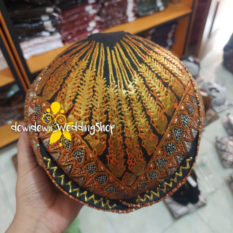 Blangkon Pengantin Solo, Modang Oren Prodo Gold