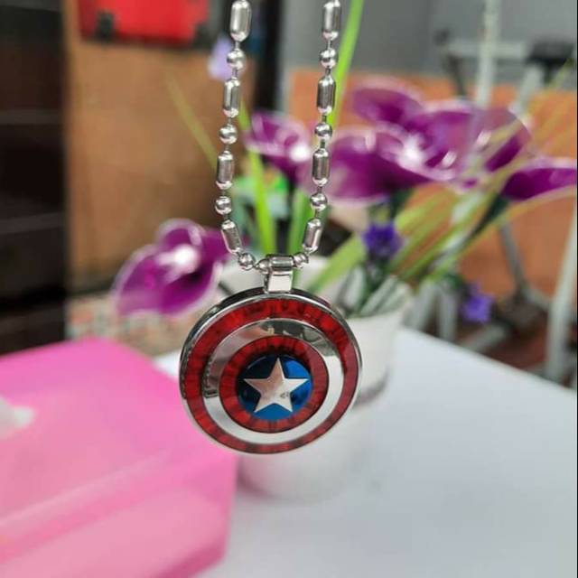 Kalung pendant marvel mci