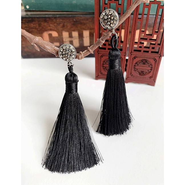 LRC Anting Tusuk Fashion Alloy Studded Tassel Earrings F70350