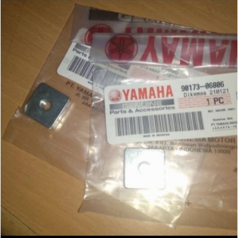 BAUT MUR AKI YAMAHA XEON KARBU XEON RC ORIGINAL YGP