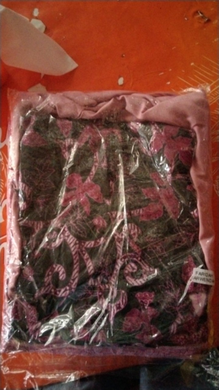 Cp Couple Sarwendah Faridah Batik