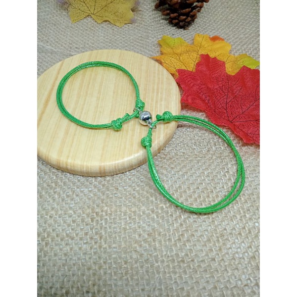 gelang couple magnet warna 1 pasang (2 gelang).