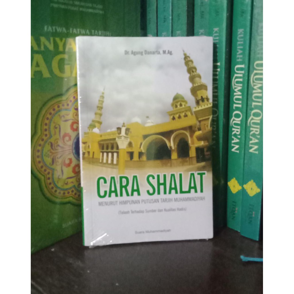 Cara Shalat Menurut Hpt Cara Shalat Muhammadiyah Tuntunan Shalat Buku Muhammadiyah Shopee Indonesia