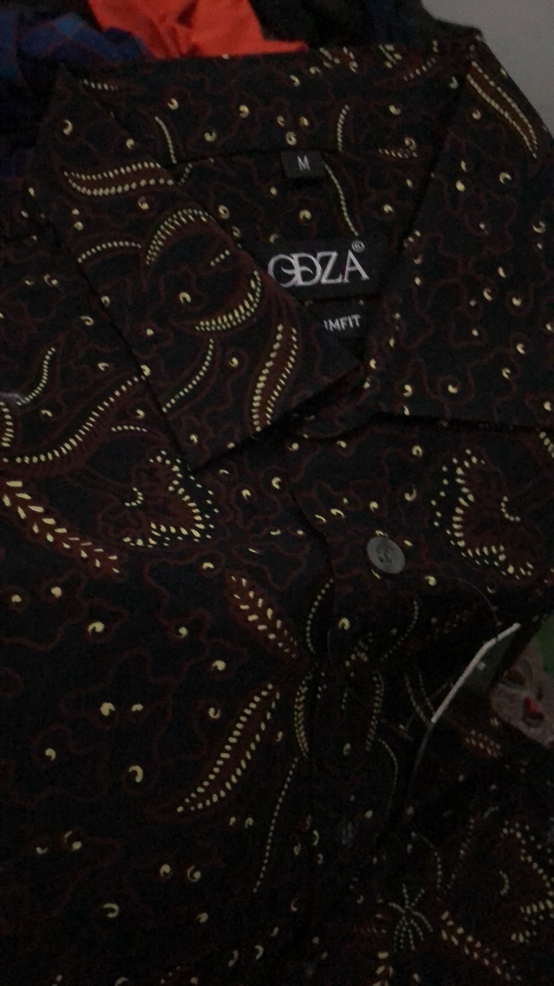 Odza Kemeja Batik Pria Slim Fit Modern Mewah Lengan Pendek Slimfit Delsiwa