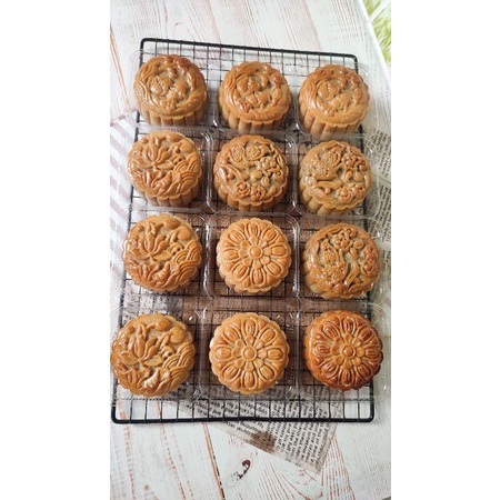 

Moon Cake (Kue Bulan)
