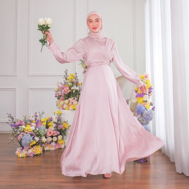 Adeline Dress by Deavhijab