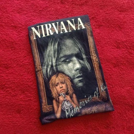 Kaos Band Nirvana Kurt Cobain Bootleg Tag Moving Blue Vintage Cr. 2001