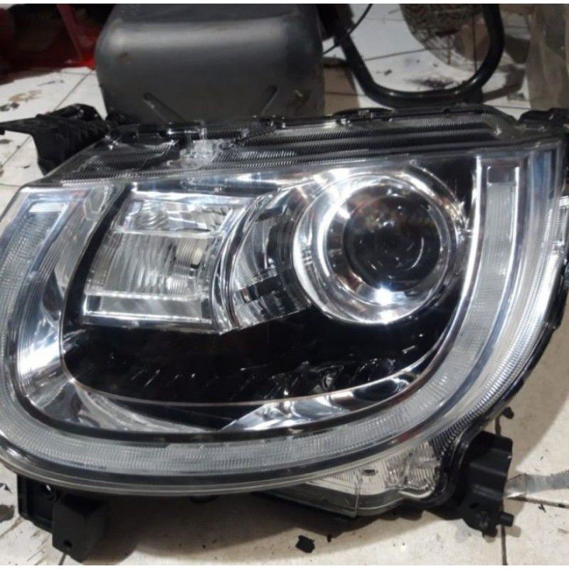 Headlamp Suzuki Ignis LED