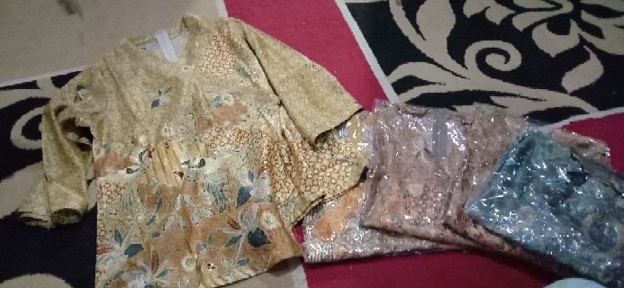 222 Atasan Batik Wanita Modern  // Clothtowear