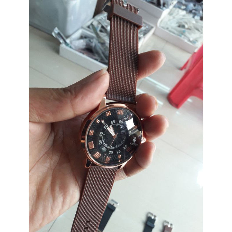 Jam tangan pria jam casual tali benetton