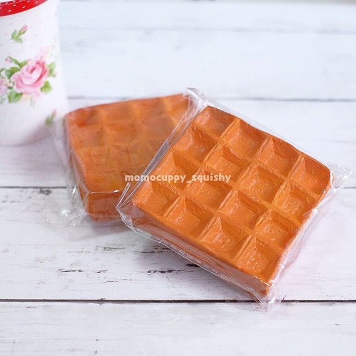 waffle squishy licensed by mother garden/ creative yoko