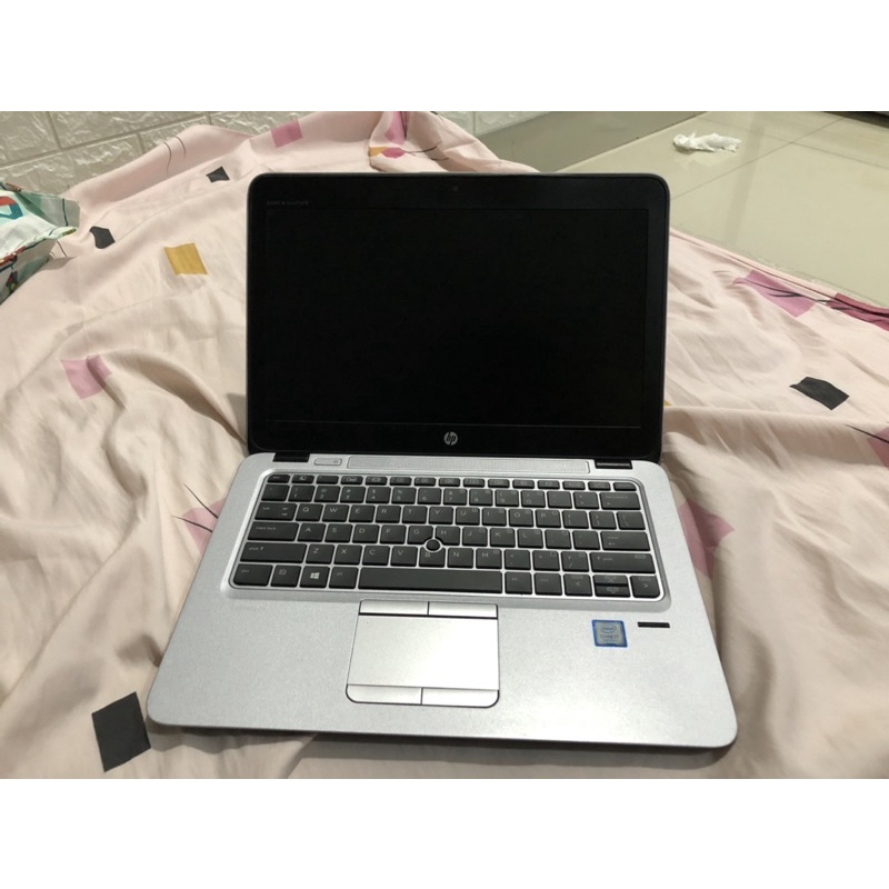 Laptop Hp Elitebook 820 G3 Core i7 6600u RAM 8GB SSD Full HD IPS Murah Mulus Slim