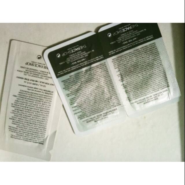 CC INTENSE COVER CUSHION dan CC ULTRA MOIST CUSHION. CC INTENSE COVER CUSHION