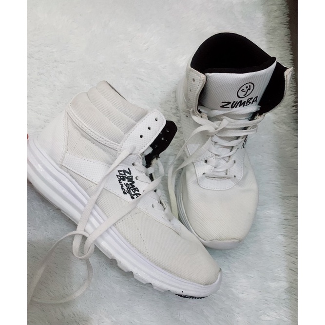 SEPATU ZUMBA PRELOVED