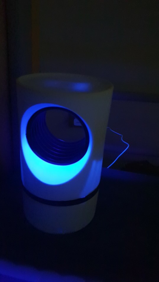 Alat Perangkap Nyamuk Elektrik Usb Lampu Led Uv Aman Untuk Bayi Dus Hitam