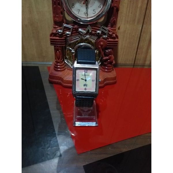 Jam Tangan Wanita Burberry (Second)