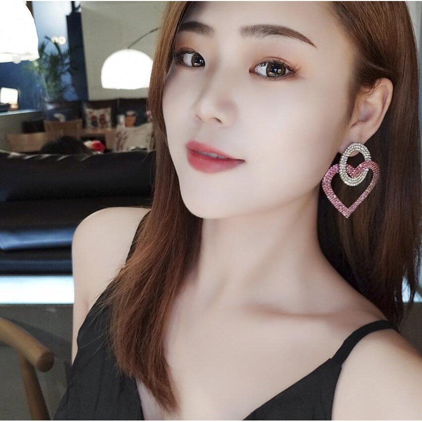 925 perak stud berlian imitasi bertatahkan berlebihan anting-anting fashion peach jantung Eropa dan