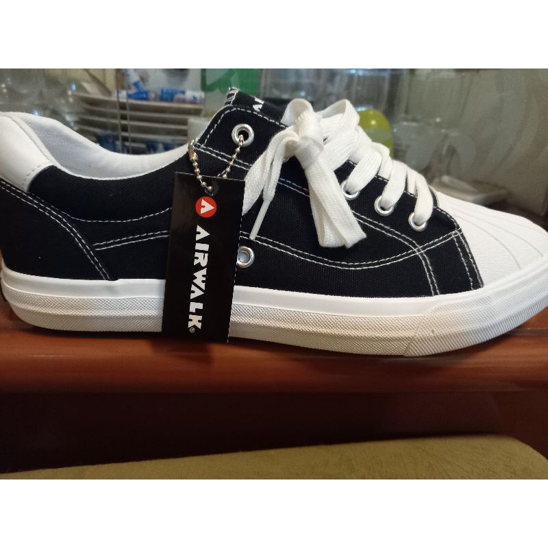 Sepatu Sneakers Airwalk Original