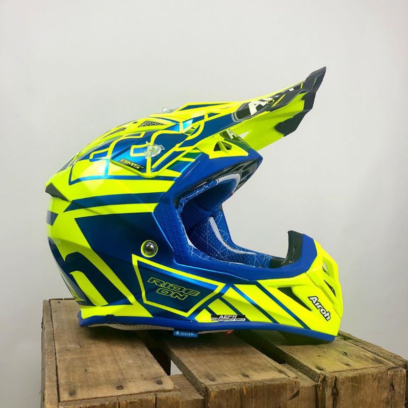 AIROH AVIATOR 2.3 AMS CAIROLI TC222