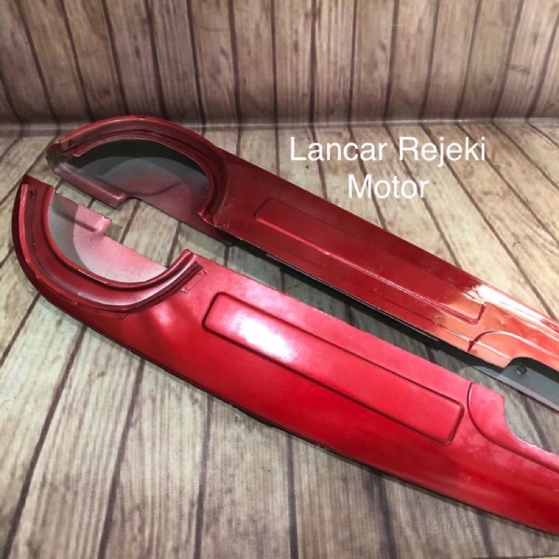 katengkas tutup rantai rante suzuki a100 merah