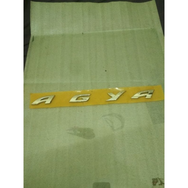 emblem kap mesin agya