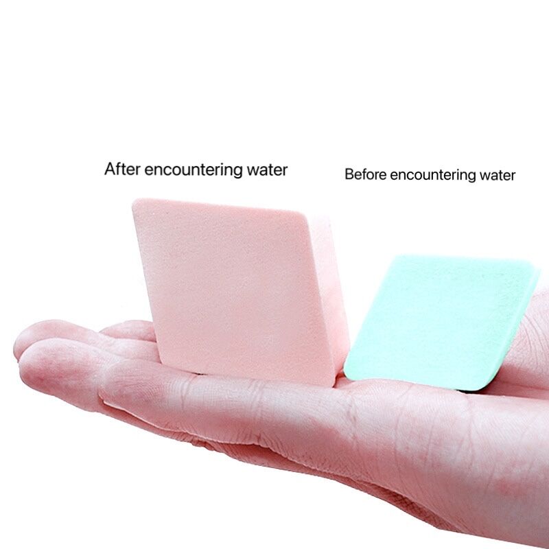 【 READY STOCK 】 Foundation Powder Puff Sponge Rhombus Shaped Wet And Dry 4 pcs/1Set