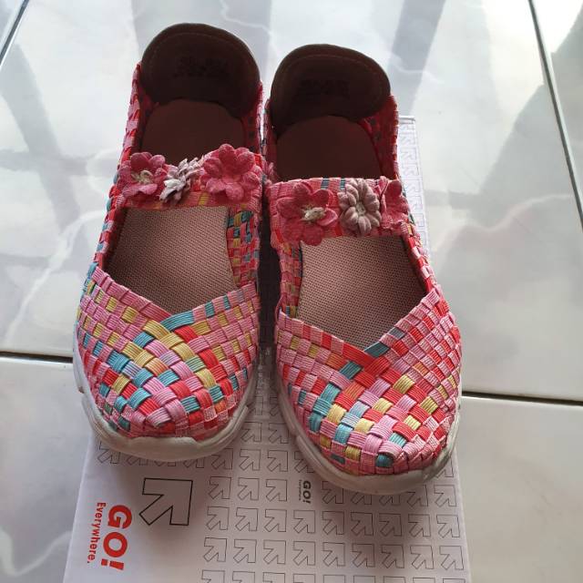 Sepatu anak Tracce